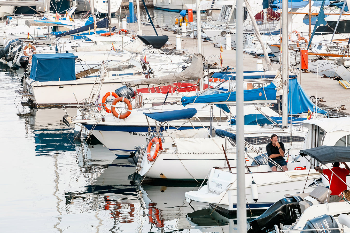 Réservez votre place d'amarrage en Sicile à la Marina Galizzi Palermo, Italie | Eberths