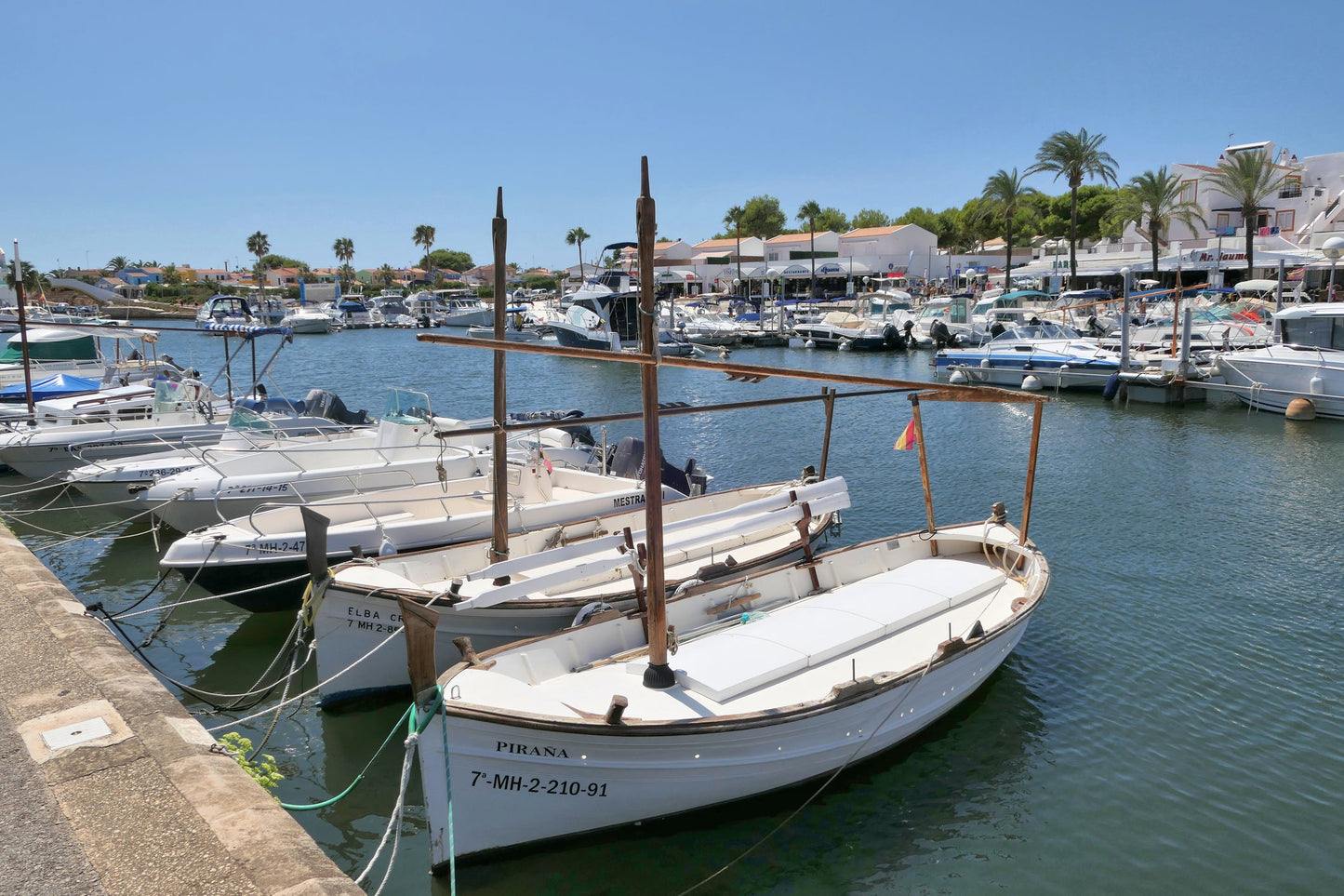 Club Deportivo Cala´N Bosch in Cala´n Bosch, Minorca, Spain – yacht berths and marina view with Eberths.com