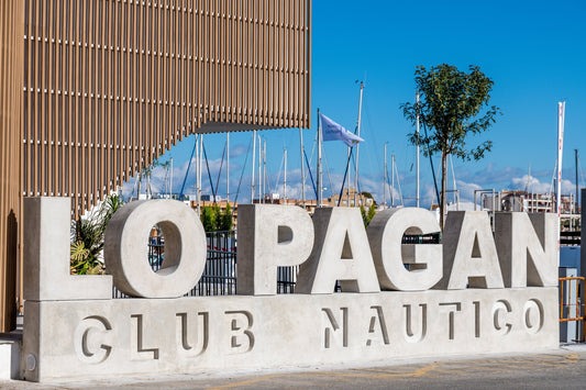 Club Náutico Lo Pagan, Lo Pagan, Spagna: ormeggi per barche e vista sul porto turistico con Eberths.com