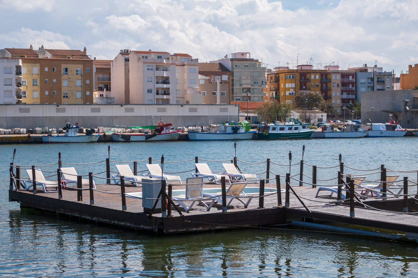 Club Náutico Olivia in Gandia, Spain – yacht berths and marina view with Eberths.com