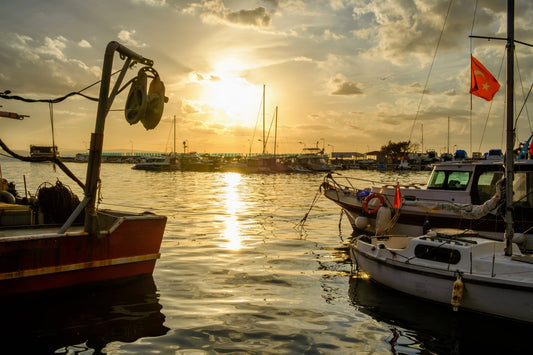 Erdek Marina, Erdek, Turquía: amarres para barcos y vistas al puerto deportivo con Eberths.com