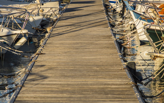 ACI Marina Simuni, Simuni, Croacia: amarres para barcos y vistas al puerto deportivo con Eberths.com