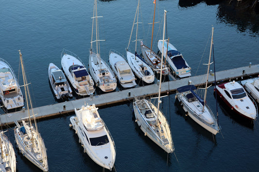 Port Valras Plage, Valras Plage, Francia: ormeggi per barche e vista sul porto turistico con Eberths.com