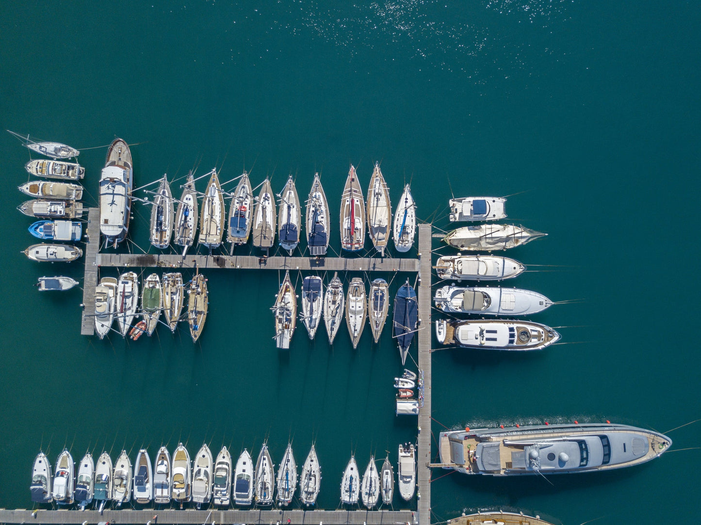 Marina de las Salinas στο San Pedro del Pinatar, Ισπανία – θέσεις ελλιμενισμού γιοτ και θέα στη μαρίνα με το Eberths.com