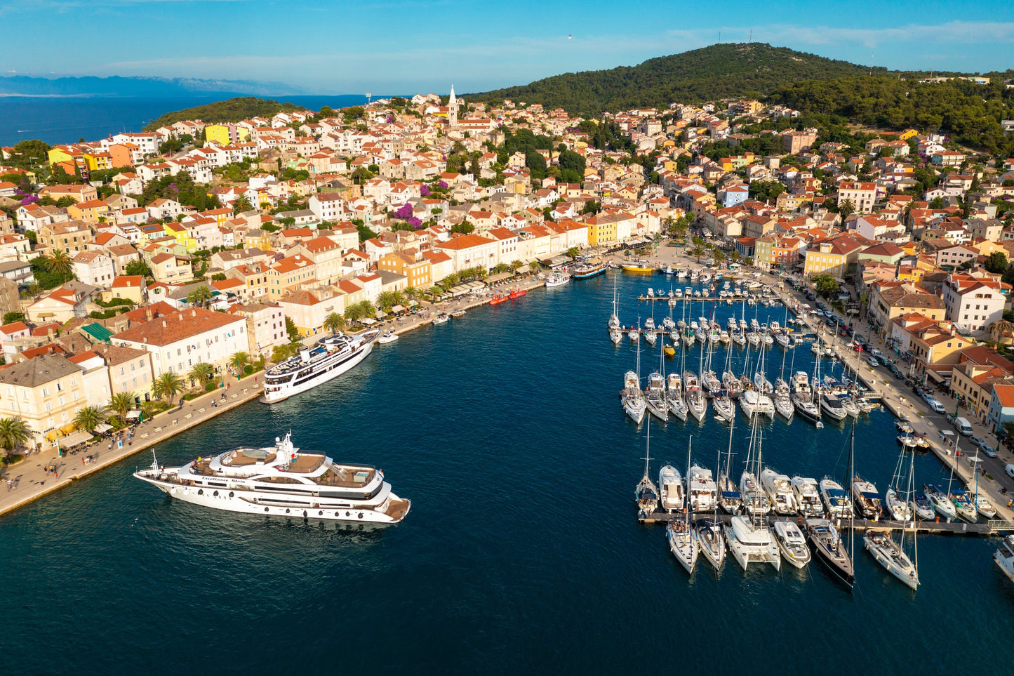 Marina Mali Losinj in Mali Lošinj, Croatia – yacht berths and marina view with Eberths.com