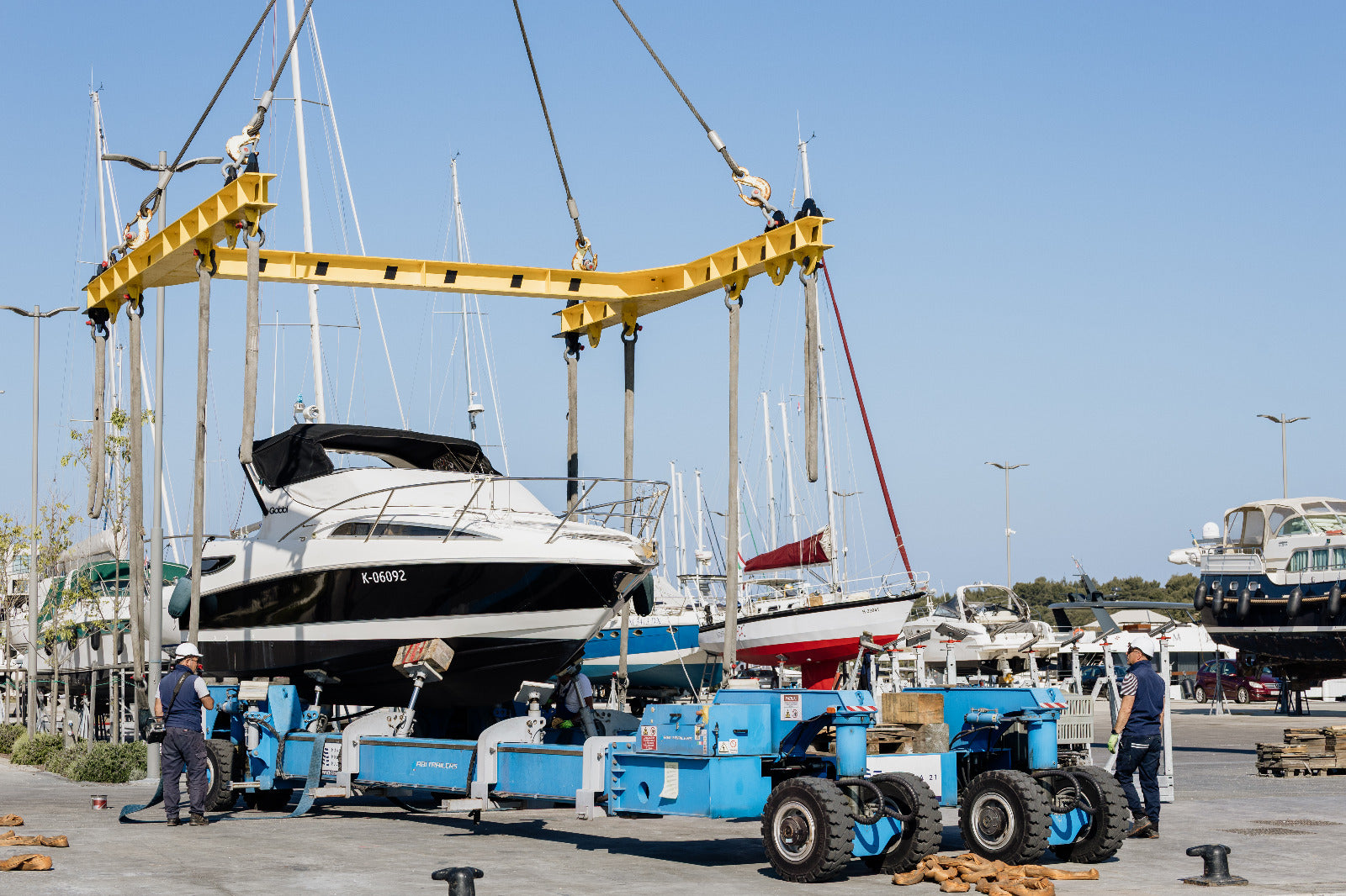 Marina Polesana Pula: reserva tu dry dock con Eberths.com