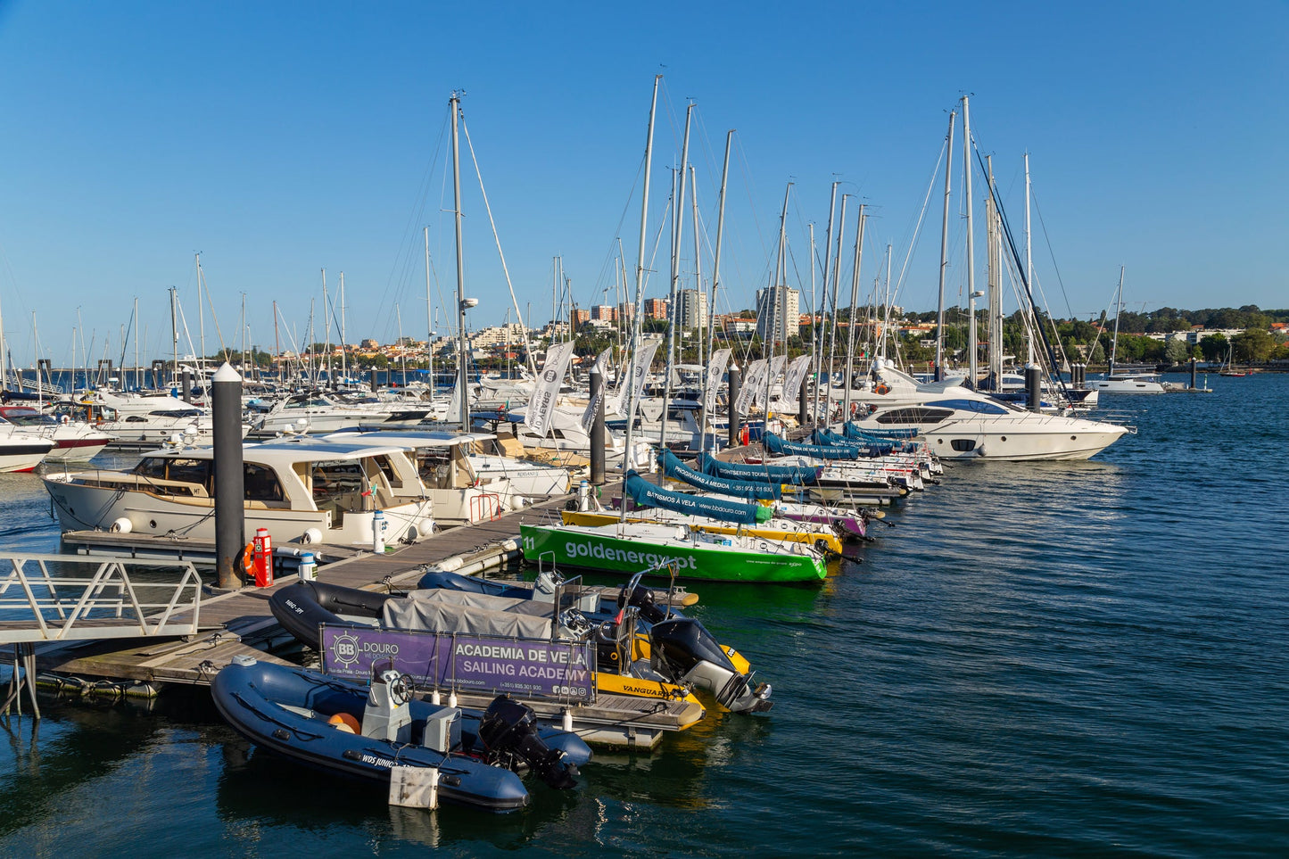 Marina da Afurada- Douro Marina in Afuarada, Portugal – yacht berths and marina view with Eberths.com