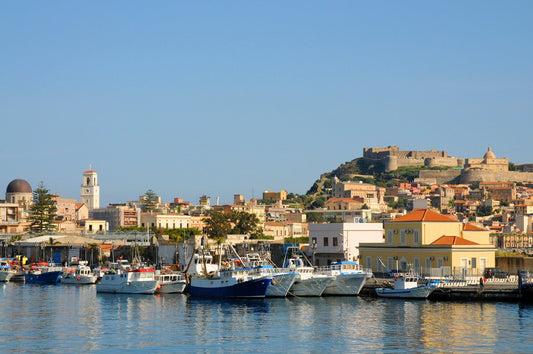 Marina del Nettuno Milazzo στη Μεσσήνη, Ιταλία – θέσεις ελλιμενισμού γιοτ και θέα στη μαρίνα με το Eberths.com
