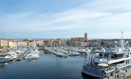 Nouveau Port de La Ciotat, La Ciotat, Francia: ormeggi e vista sul porto turistico con Eberths.com