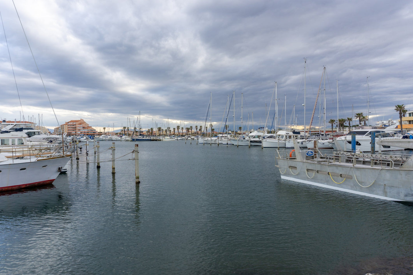 Port Barcares in Le Barcarès, France – yacht berths and marina view with Eberths.com