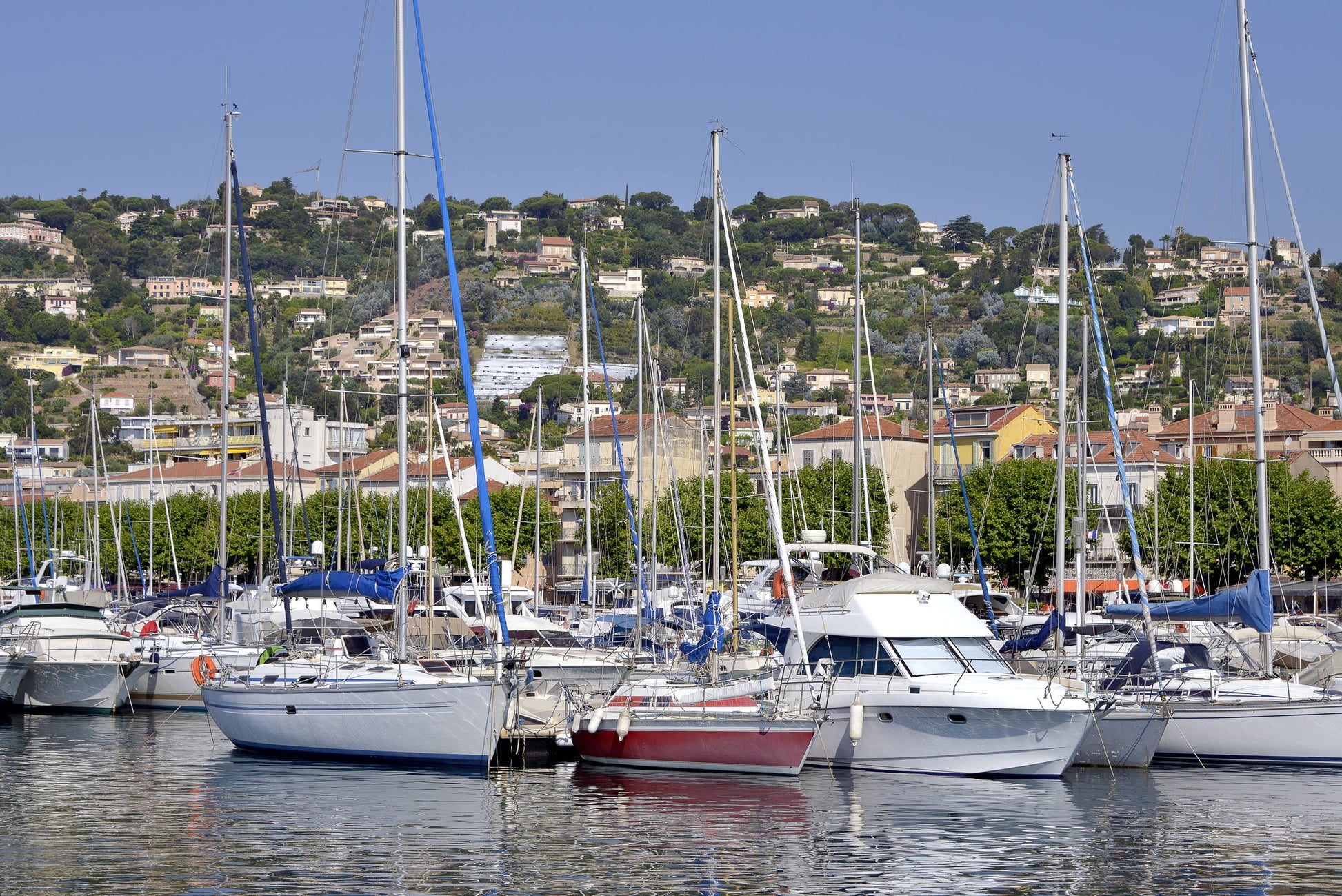 Port Camille Rayon in Golfe-Juan, France – yacht berths and marina view with Eberths.com