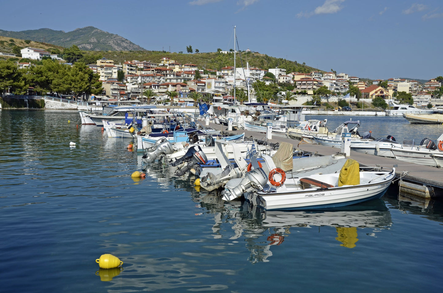 Puerto de Mármara, Mármara, Turquía: amarres para barcos y vistas al puerto deportivo con Eberths.com