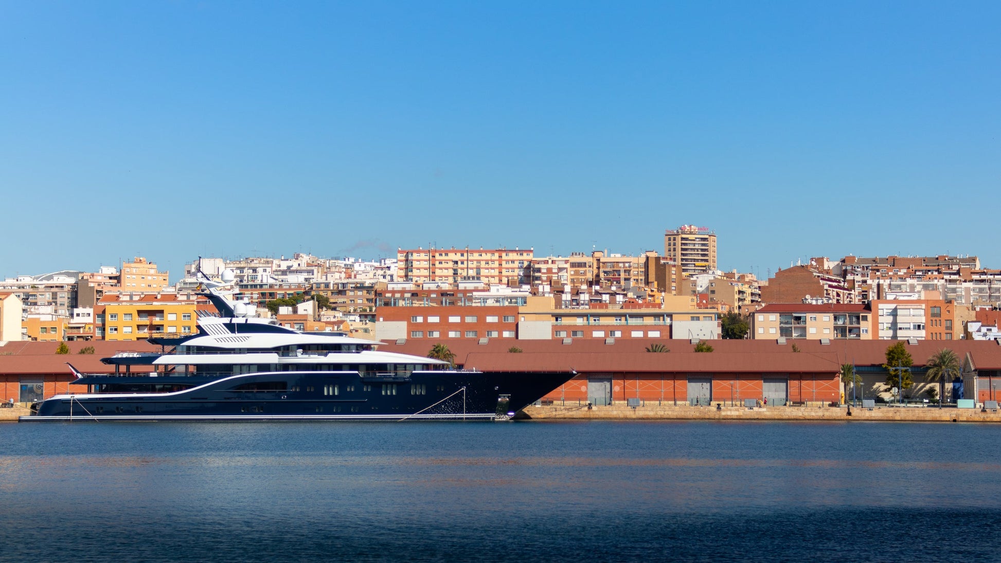 Port Tarraco in Tarragona, Spain – yacht berths and marina view with Eberths.com