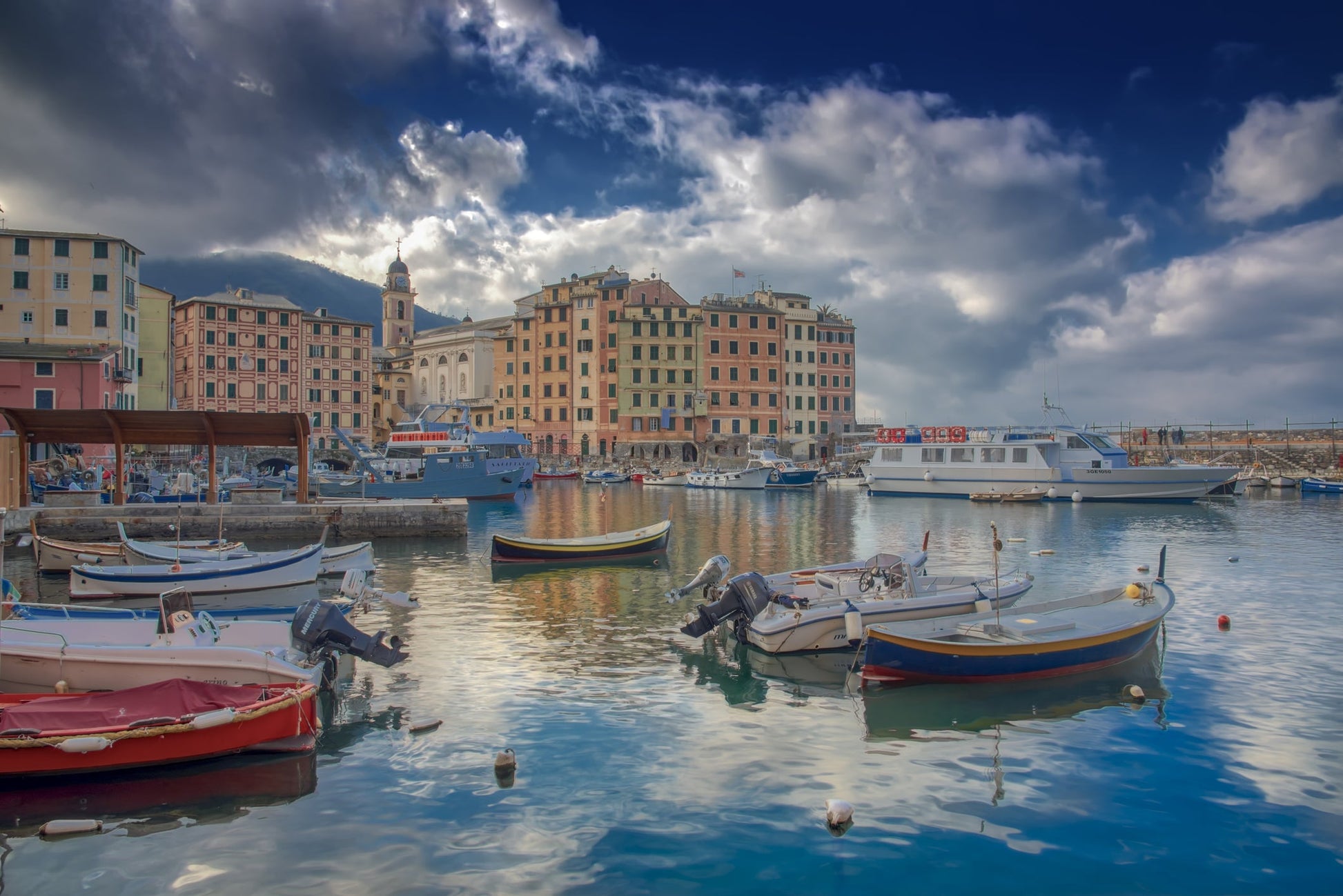 Porto di Camogli in Camogli, Italy – yacht berths and marina view with Eberths.com