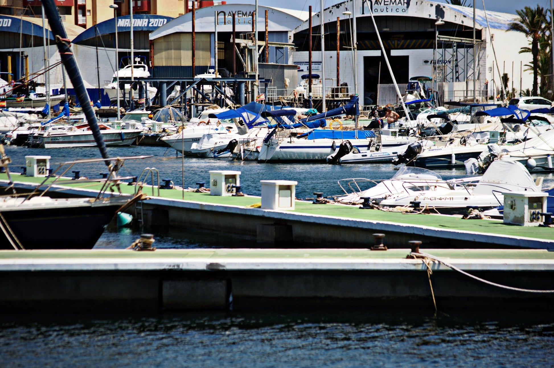 Puerto Deportivo Mar de Cristal in La Manga del Mar Menor, Spain – yacht berths and marina view with Eberths.com