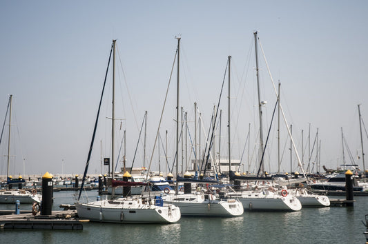 Porto Chipiona, Chipiona, Spagna: ormeggi per barche e vista sul porto turistico con Eberths.com