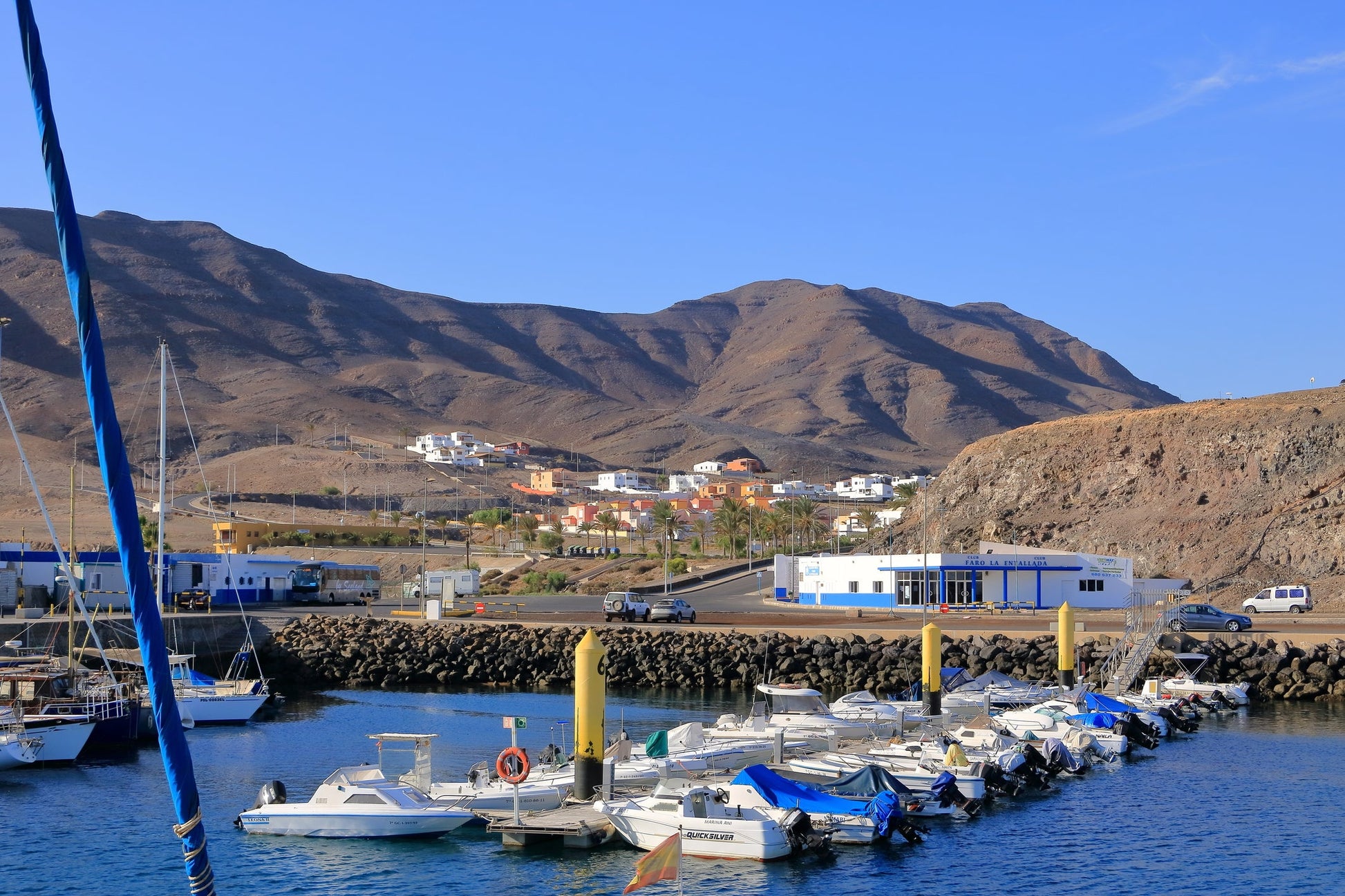 Puerto de Gran Tarajal in Gran Tarajal, Gran Canaria, Spain – yacht berths and marina view with Eberths.com