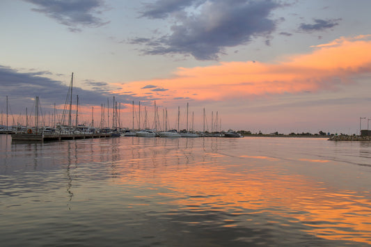 Sant Carles Marina, Sant Carles de la Ràpita, Spagna: ormeggi e vista sul porto turistico con Eberths.com