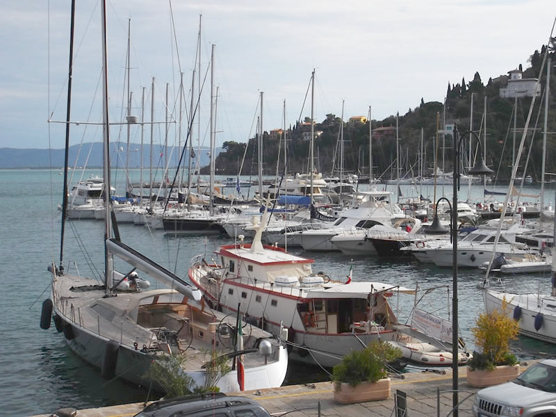 marina reservation con Eberths.com I Porto Turistico Domiziano