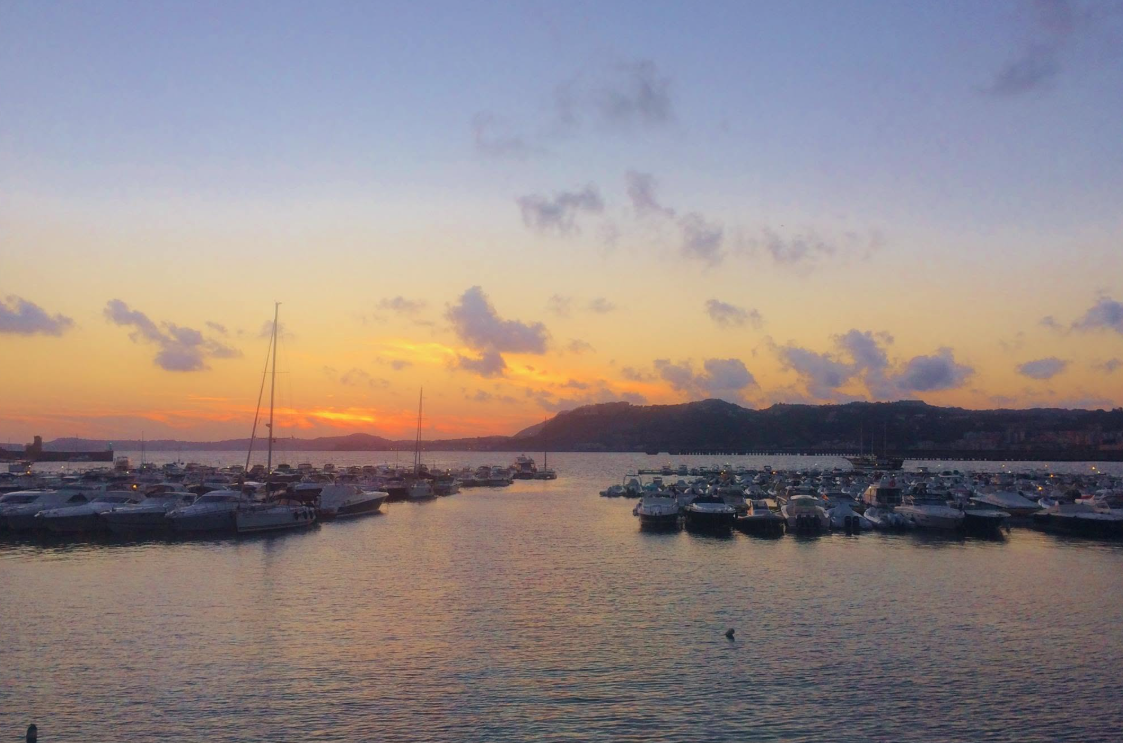 Sunset at SeNa Ormeggi in Naples: Eberths.com booking and berths reservations