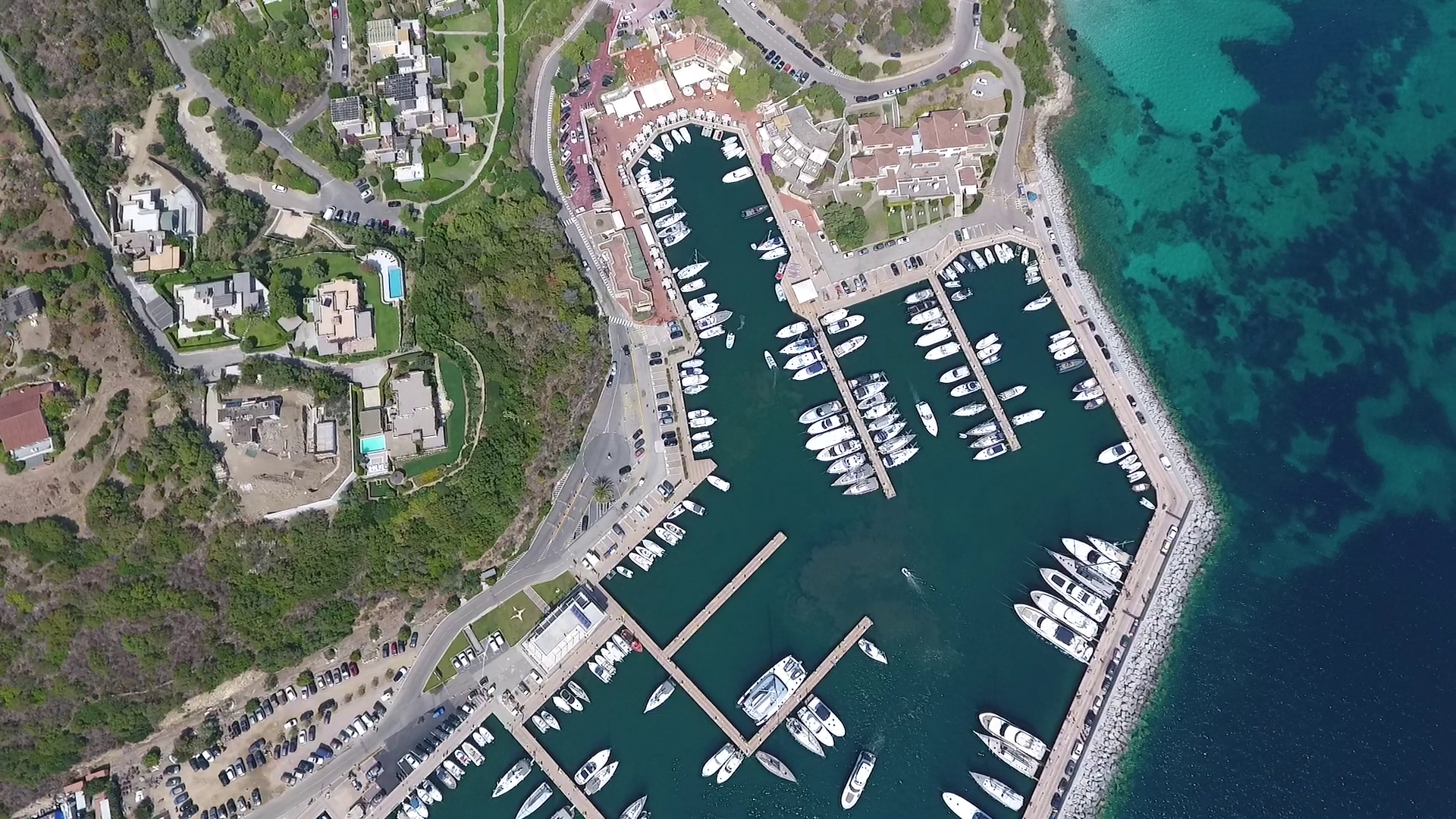 IGY Portisco Marina in Sardinia, Italy – yacht berths and marina view with Eberths.com